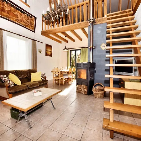 Cozy Escape In Holiday home